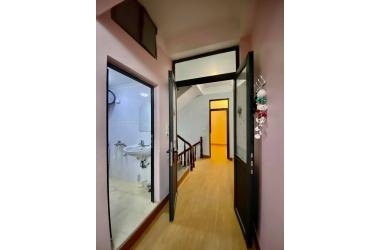 Cực hiếm mặt phố vỉa hè Trần Hoà, kinh doanh bất chấp giá cực yêu